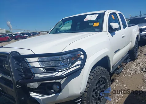 2022 Toyota Tacoma Sr5 V6 из США, поврежденный, VIN 3TYSZ5AN1NT092590